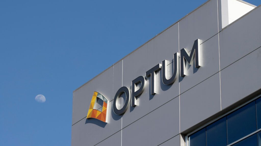 UnitedHealth pays Optum physicians 17% more than outside providers