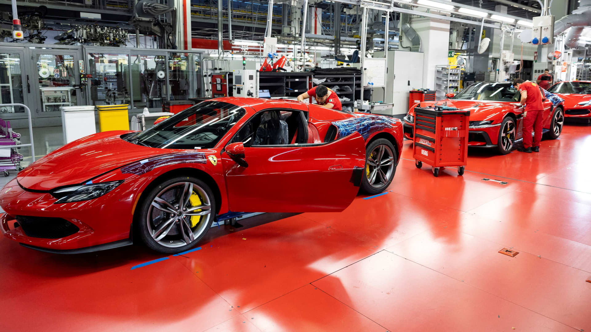 Luxury carmaker Ferrari beats third-quarter profit expectations