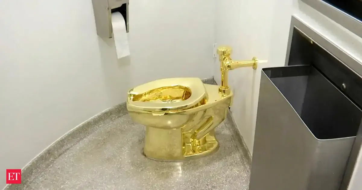 Gold toilet 'America' that vanished in daring heist is up for auction with a $10 mn starting price
