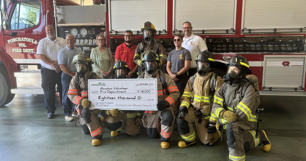 Air Products donates $18,000 to fund emergency response training for high school students
