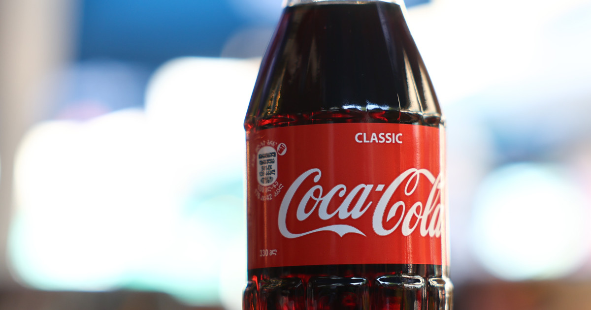 Coca‑Cola’s AI Christmas Ad Backlash Sparks Creator's Blunt Response