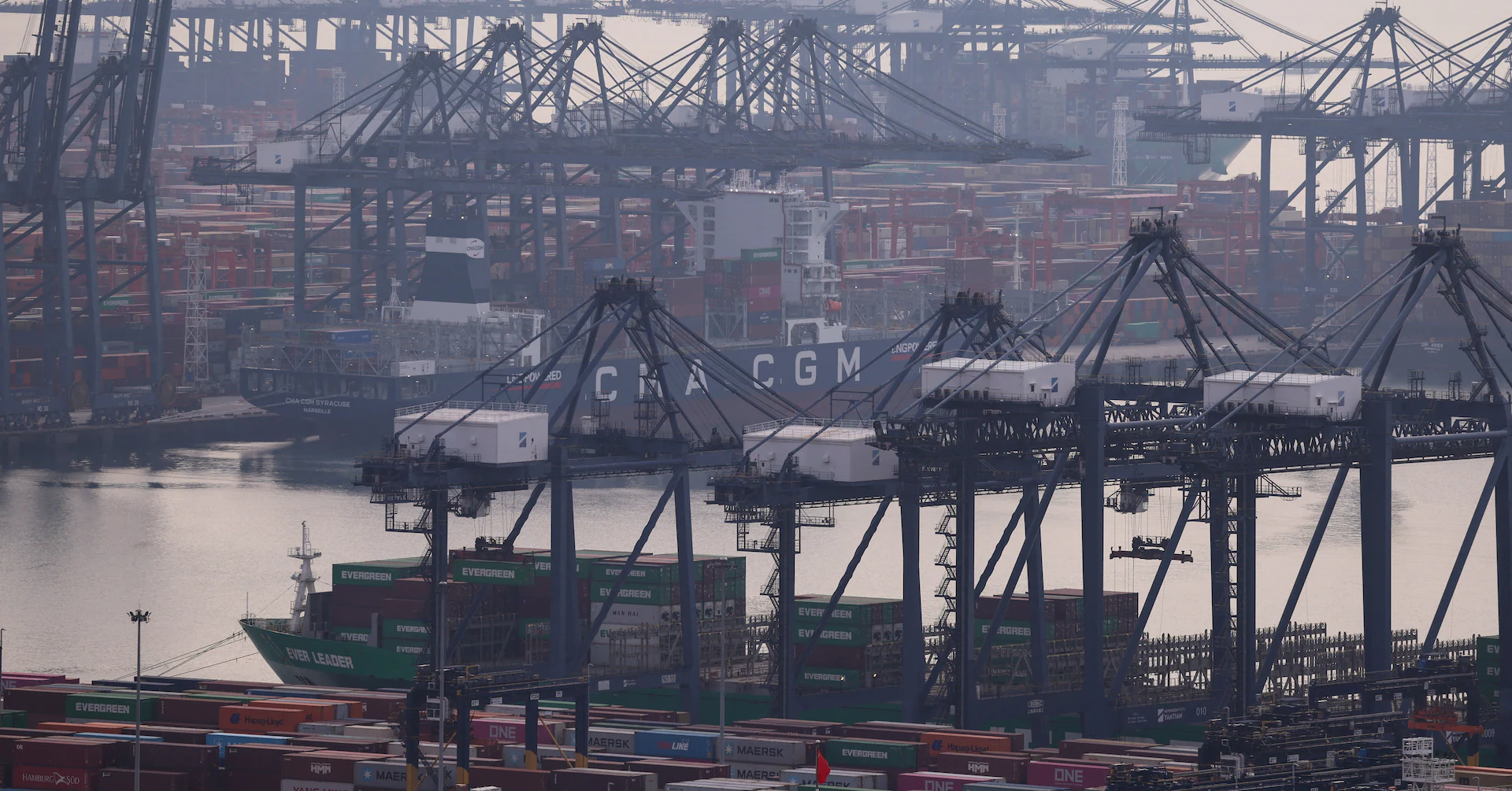 China plans events to boost imports, promises 'win-win cooperation'