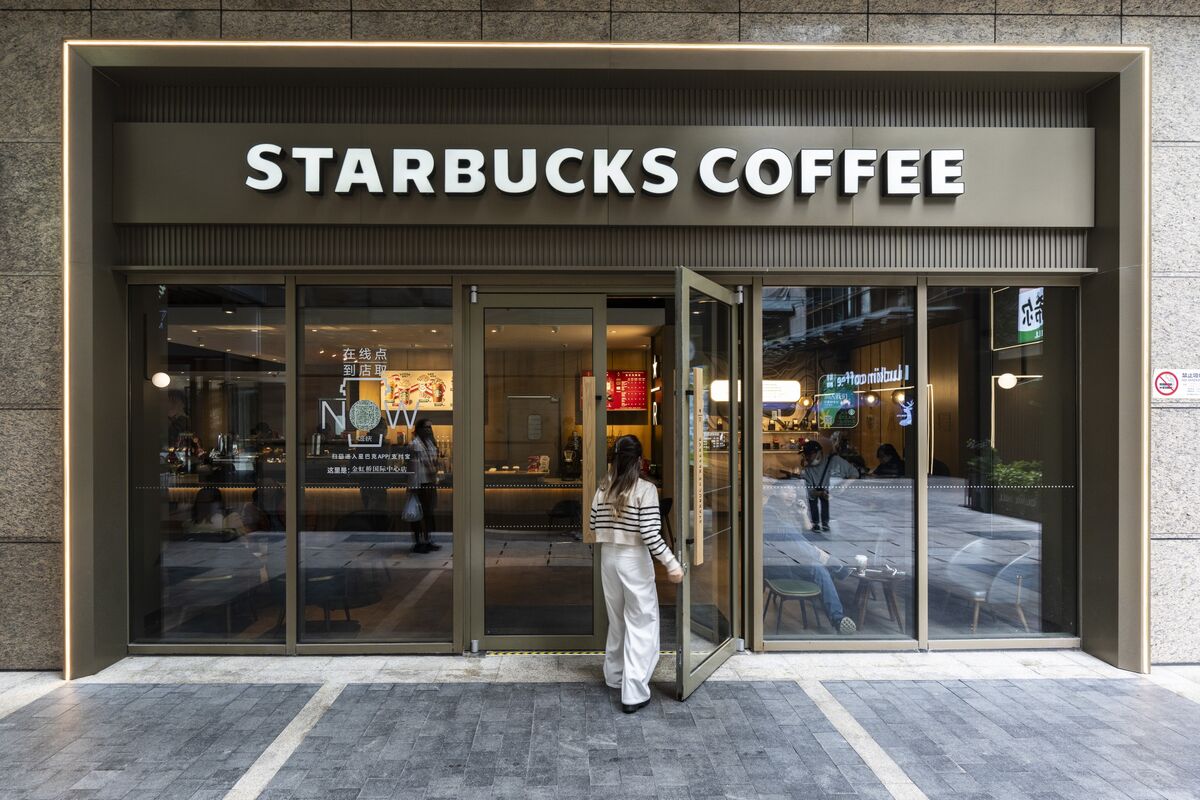Starbucks Sold China Control to Bidder Pledging Stability