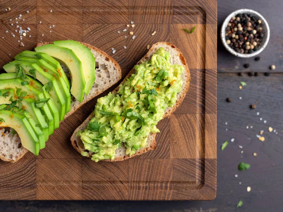 Cheaper and healthier avocado substitute for toast praised by foodies as 'refreshing'
