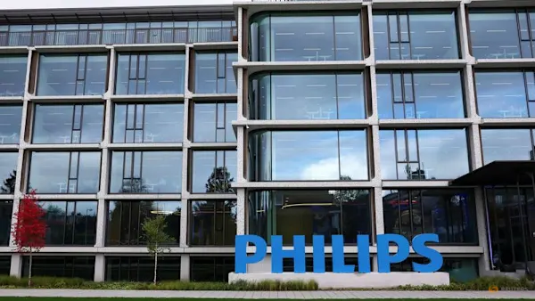 Philips reports 3% rise in quarterly sales