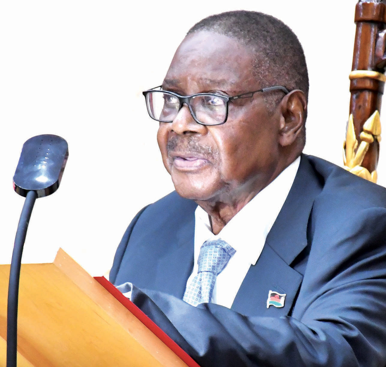Peter Mutharika eyes right economy