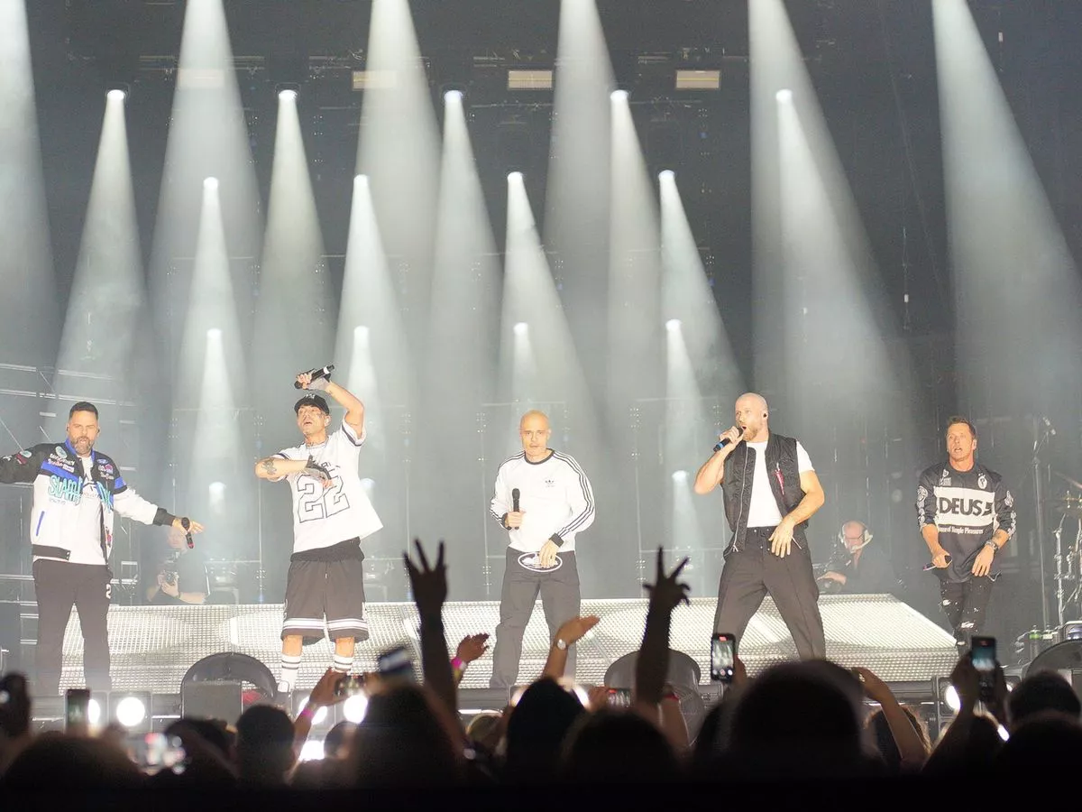 Major artist pulls out of huge UK tour ahead of Manchester shows