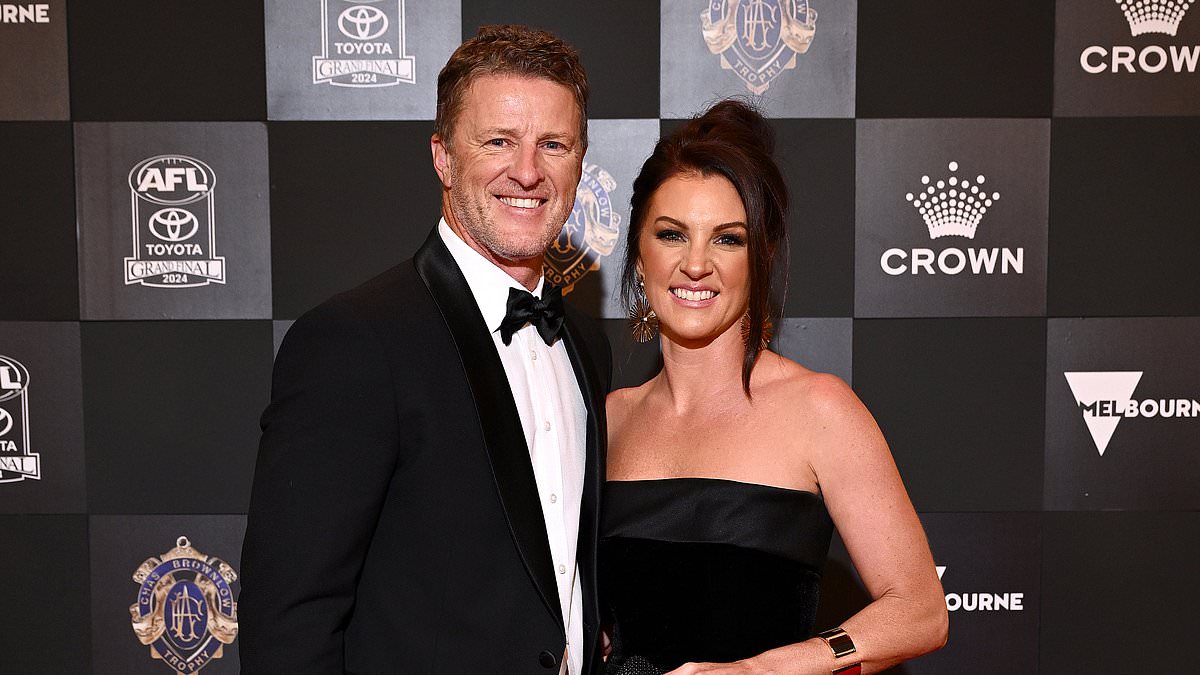Damien Hardwick's partner gets shock footy job after AFL coach left his wife for her