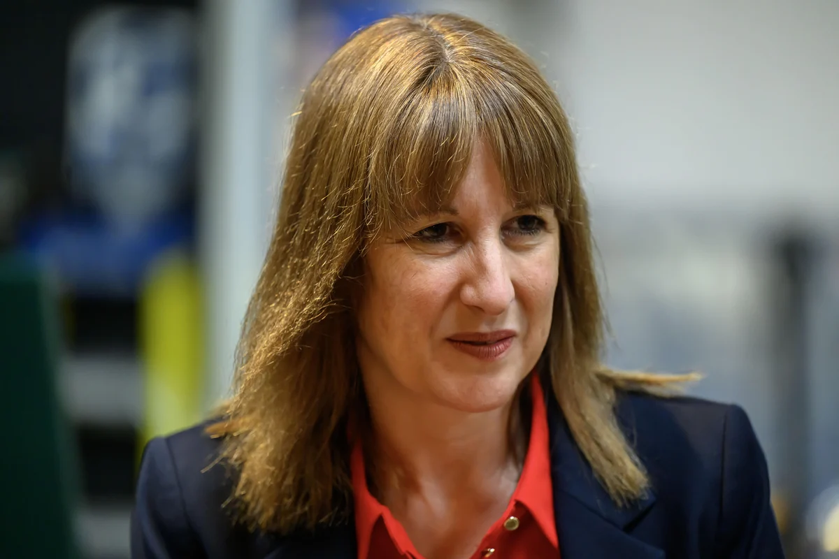 Rachel Reeves prepares raid on pension tax perks
