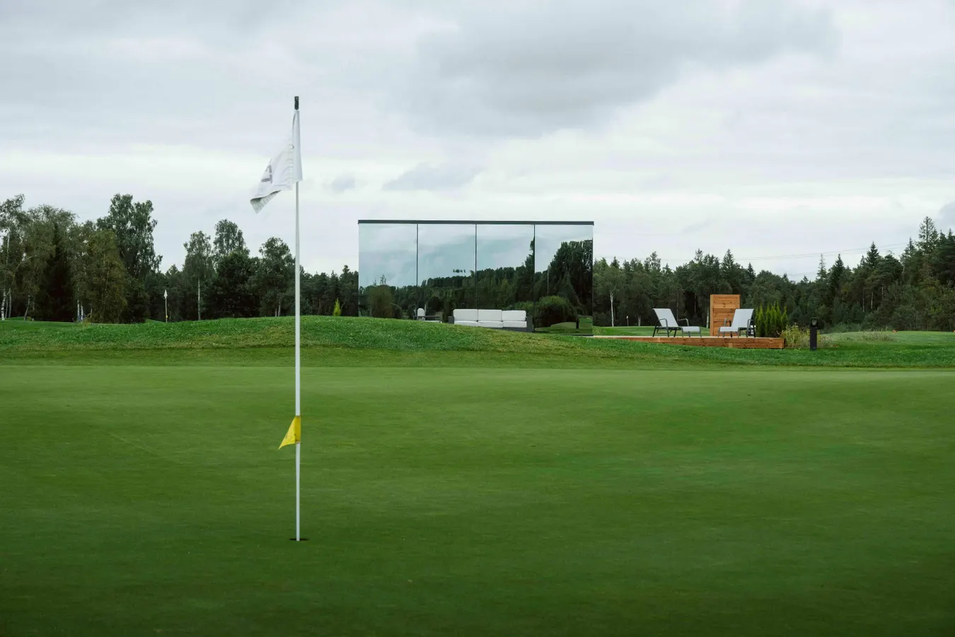 Estonian Mirrored Cabin Maker Bullish On Golf As Next Growth Vertical