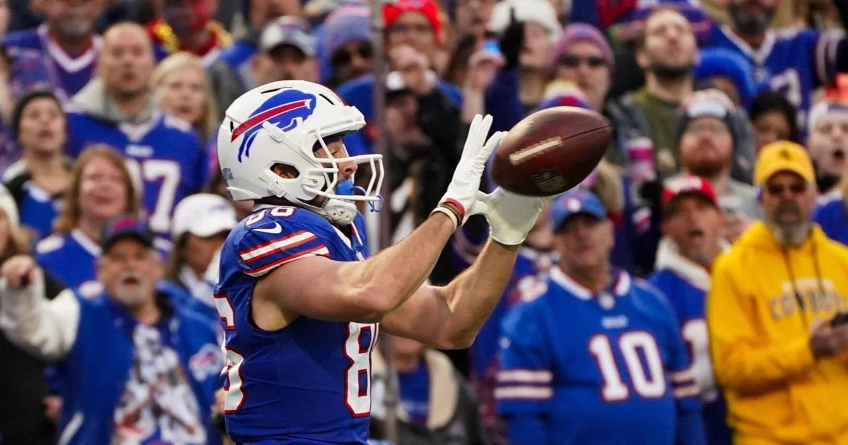 Bills notebook: Brady with high praise for tight ends; Babich on cornerback rotation