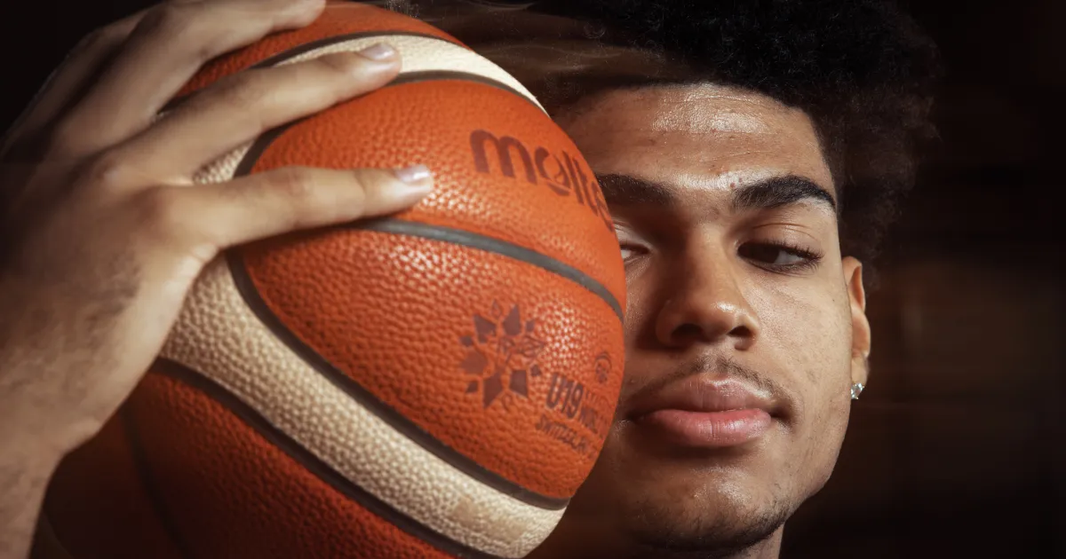 Who Is Koa Peat? 5 Things to Know About Arizona Basketball Phenom