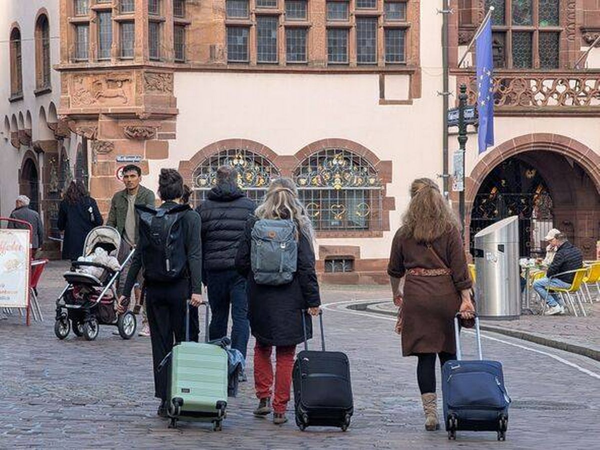 Tourists warned about worst pickpocketing holiday hotspot in Europe — and it's not Spain