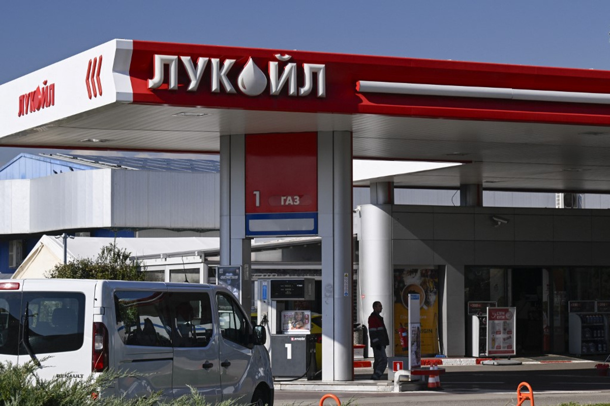 How Putin Overplayed His Hand and Sank Lukoil