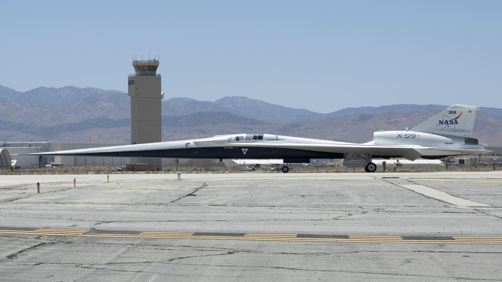Experimental 'Quiet' Supersonic Prototype Achieves First Flight
