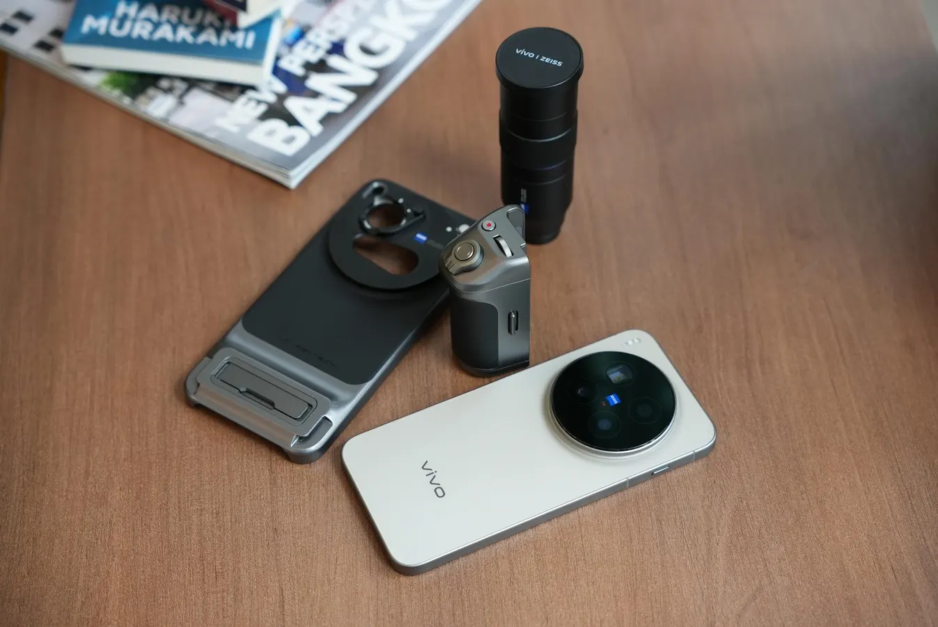 Vivo X300 Pro Brings Epic Zoom Lenses, But One Notable Flaw
