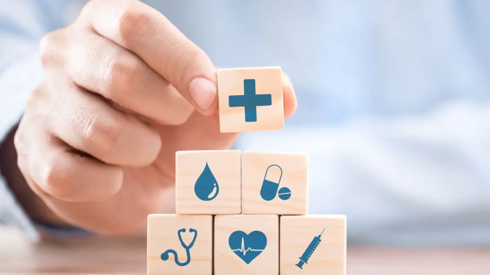 Health Insurance Isn’t Enough! Use These 5 Expert Tips To Cut Down Your Hospital Bill