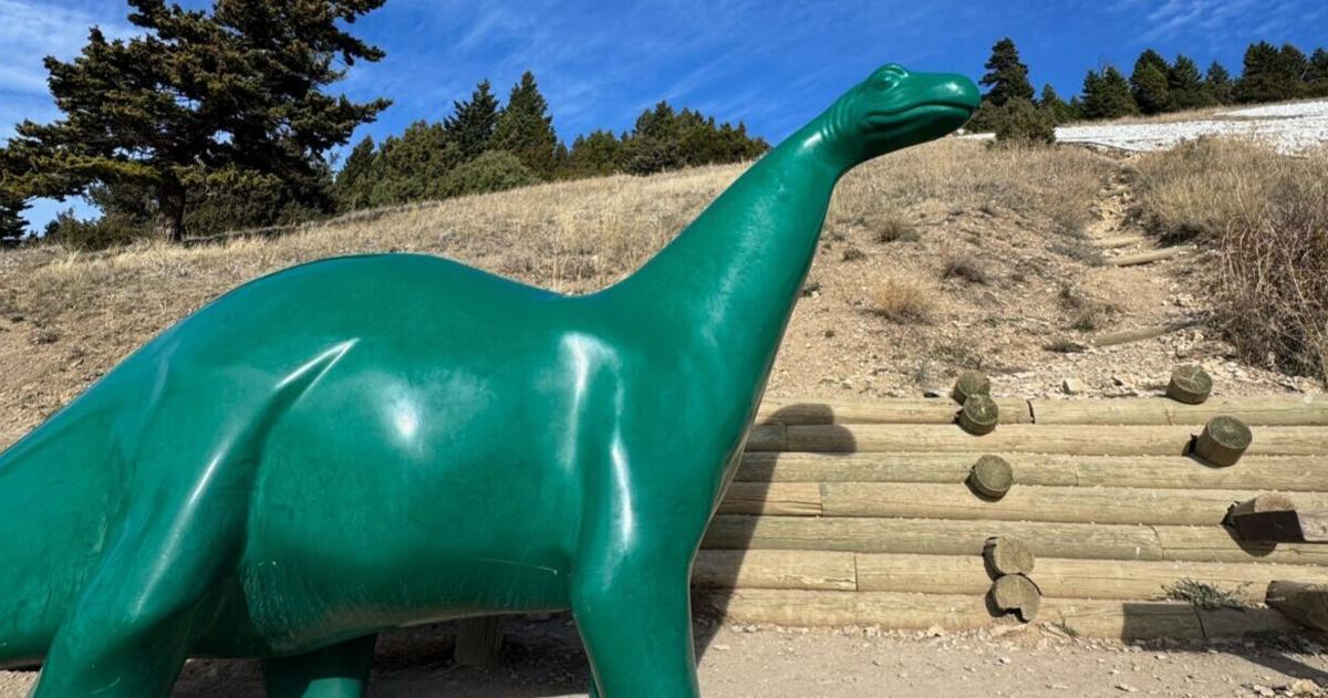 Sinclair Dinosaur Takes a Hike, Roars Through Bozeman Trails
