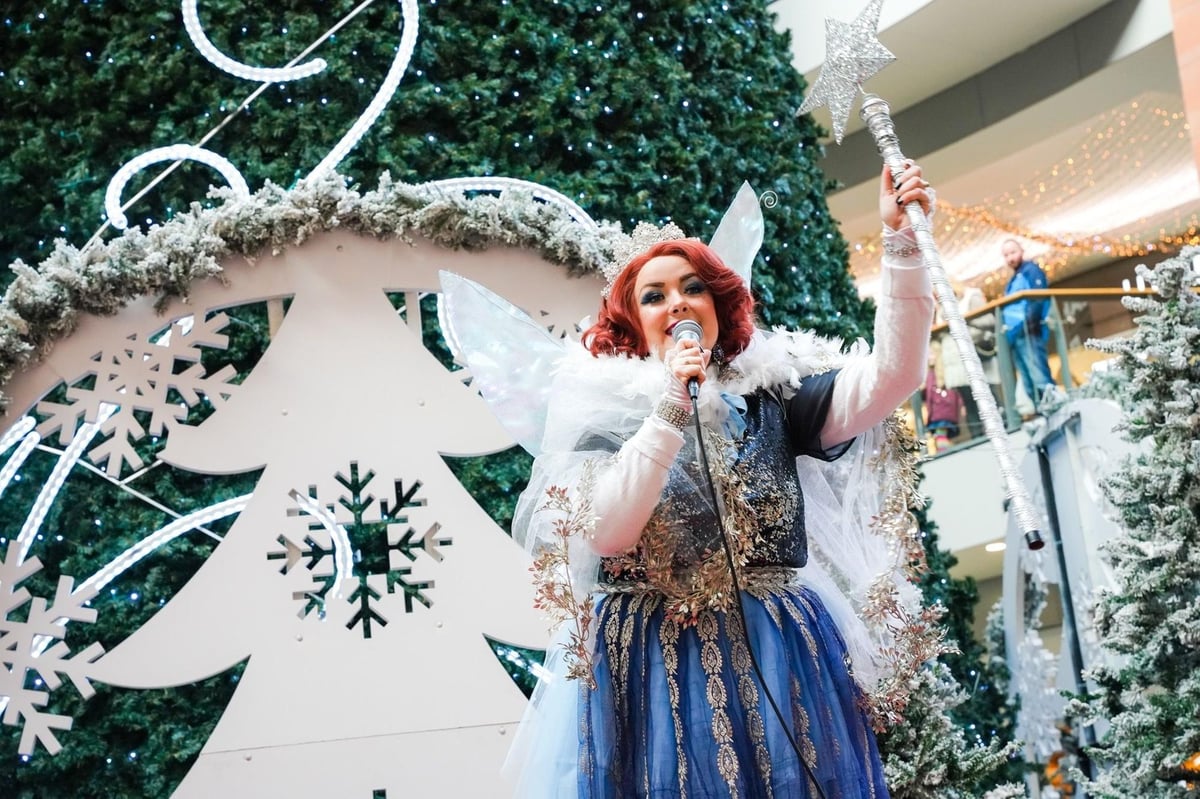 All aboard for magical light switch on at Victoria Square