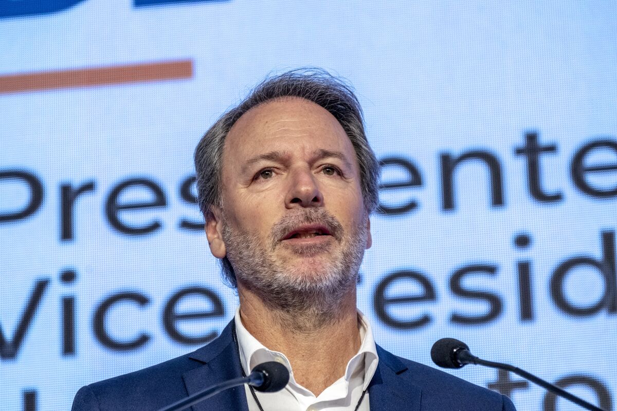 MercadoLibre Calls for Tighter Rules on Asian E-Commerce Rivals