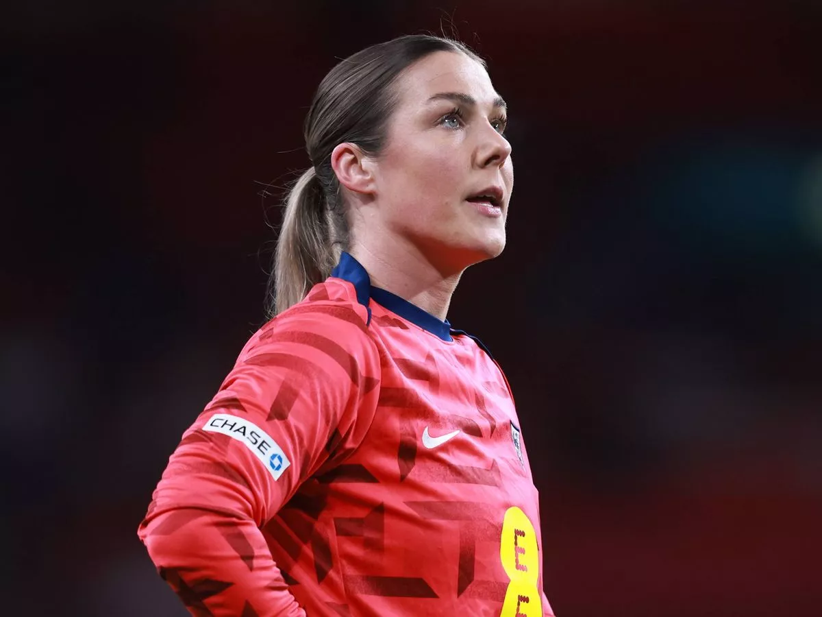 Mary Earps 'sold stuff on eBay to get by' while signed to Manchester Untied