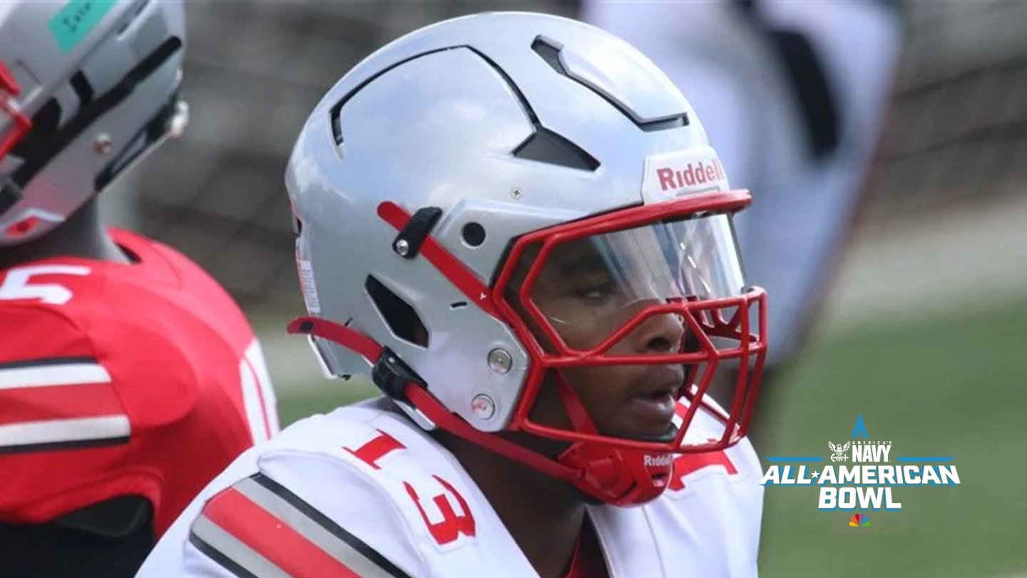 Defensive Lineman Seth Tillman Will be Honored as a 2026 Navy All-American