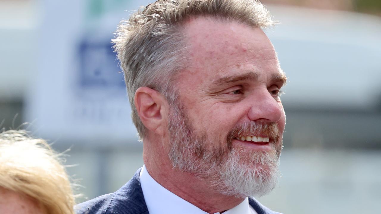 Actor to fight Nazi gesture charge