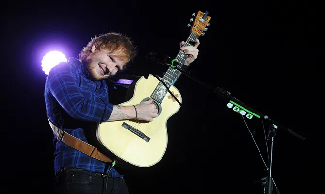 Ed Sheeran surprises fans with secret gig in Dublin