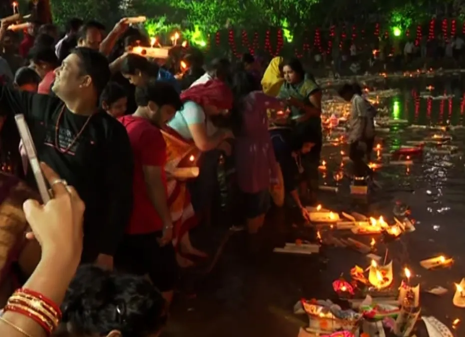 Miniature boats, Maritime memories! Boita Bandana brings alive Odisha’s ancient seafaring heritage on Kartik Purnima