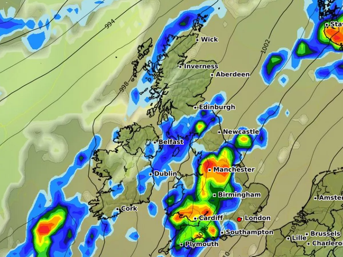 Met Office tells Brits in 20 places to prepare 'emergency' kit and three items