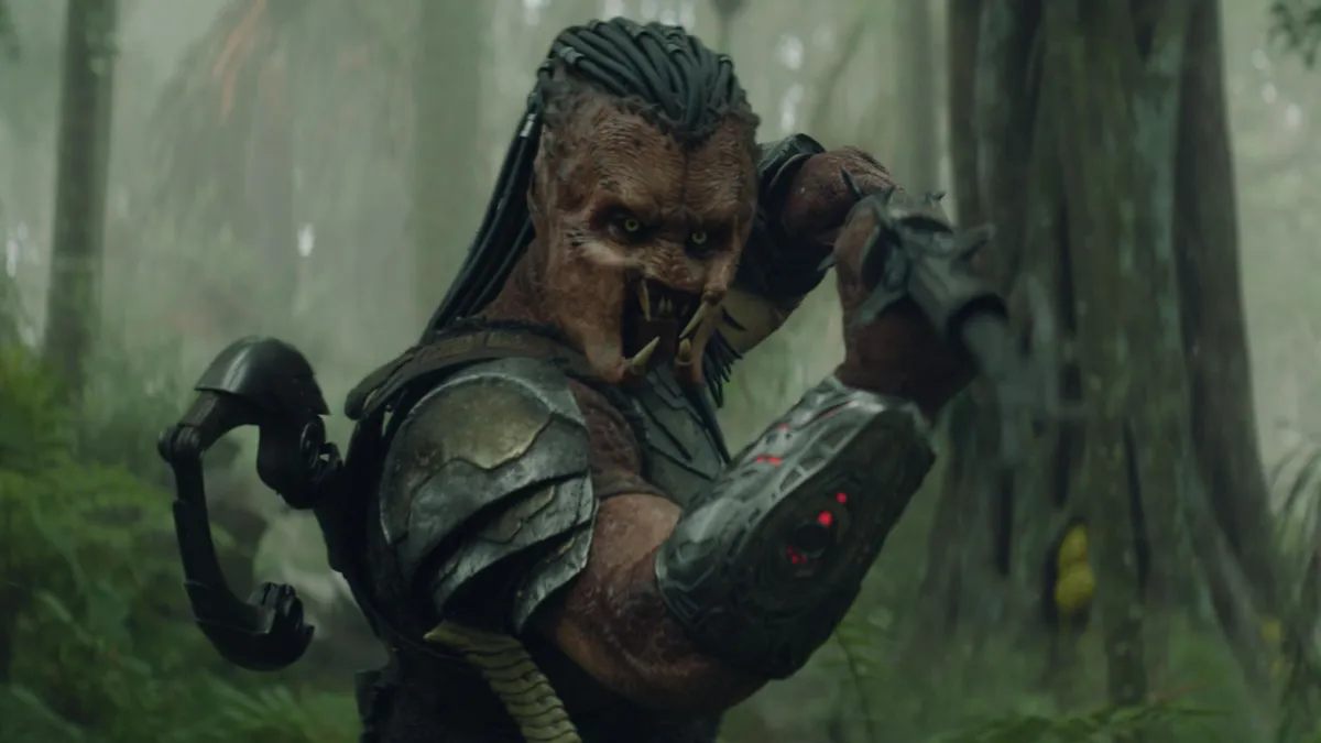 'Predator: Badlands' Review: Violent, Funny and a Good Time at the Movies