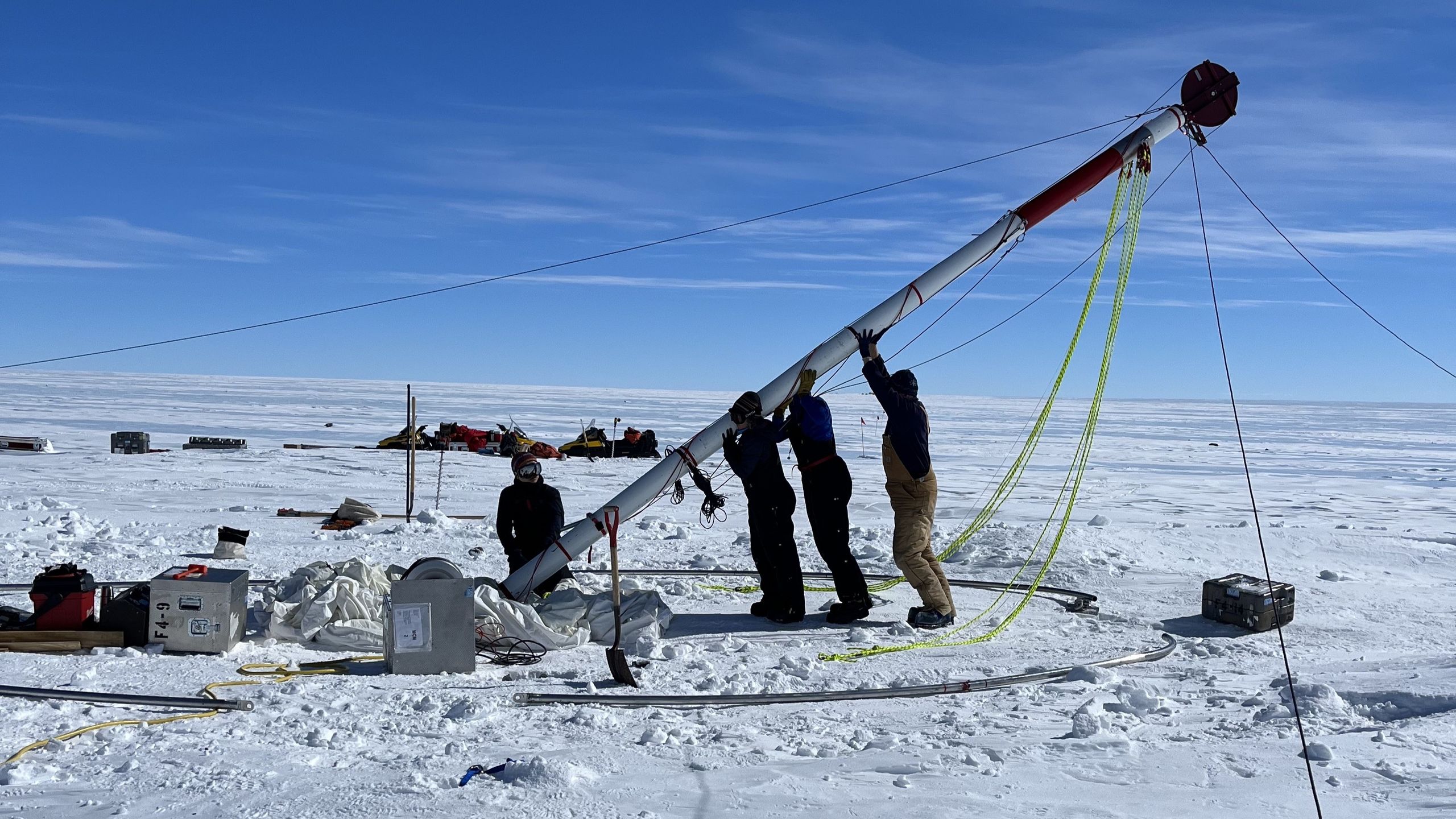 6 million-year-old ice discovered in Antarctica shatters records — and there's ancient air trapped inside