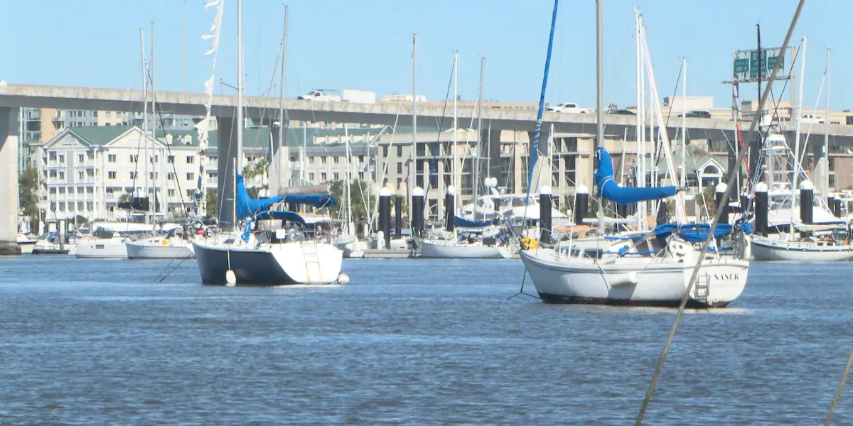 Charleston County deputies, local groups to remove abandoned vessels from river