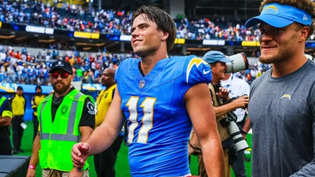 Who Are Cameron Dicker’s Parents? All About Business Manager Dad Kelly and Luxury Travel Advisor Mom Rachel