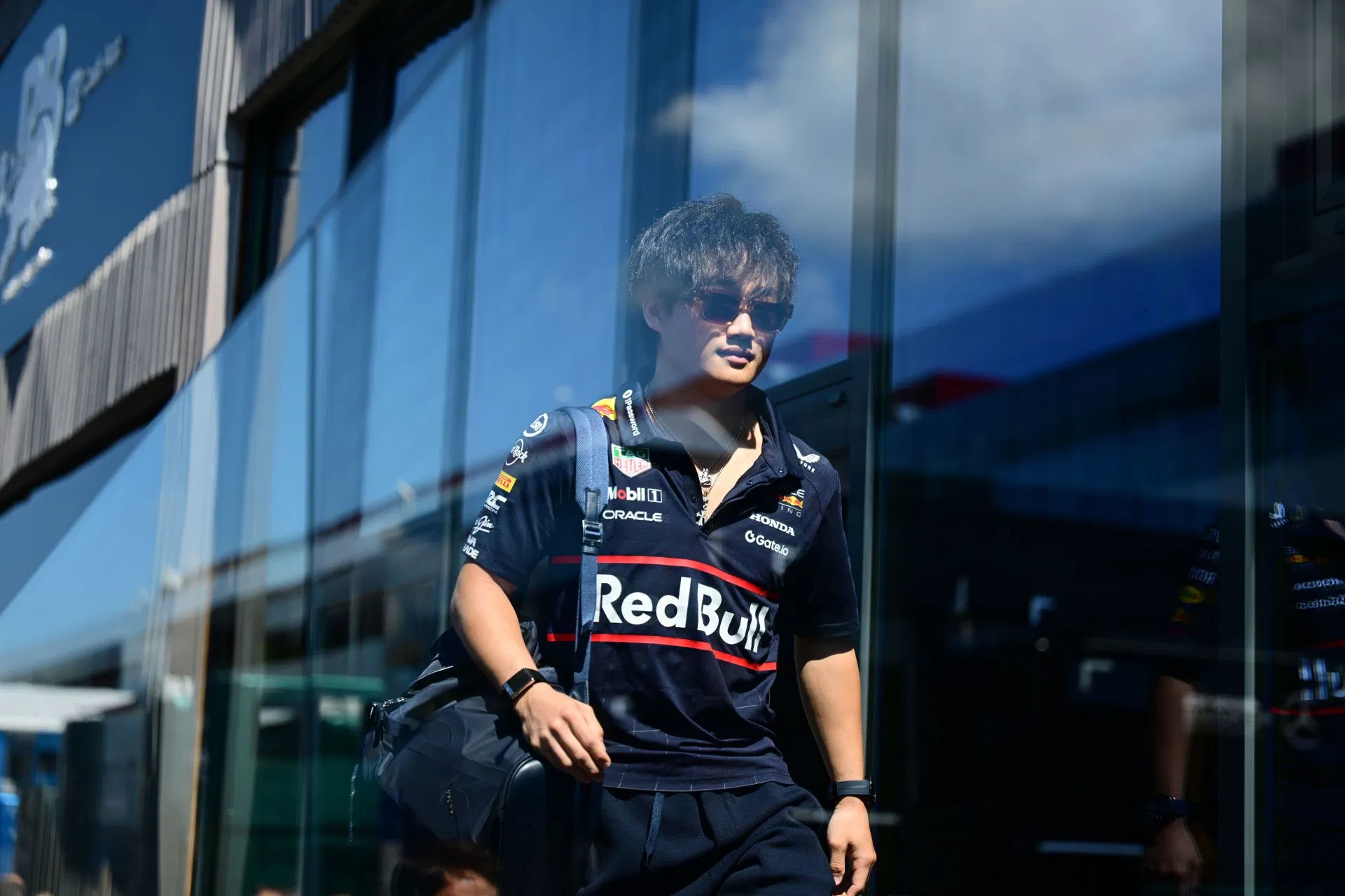 WATCH: Yuki Tsunoda lost at Brazil airport before F1 weekend with no Red Bull member to receive him