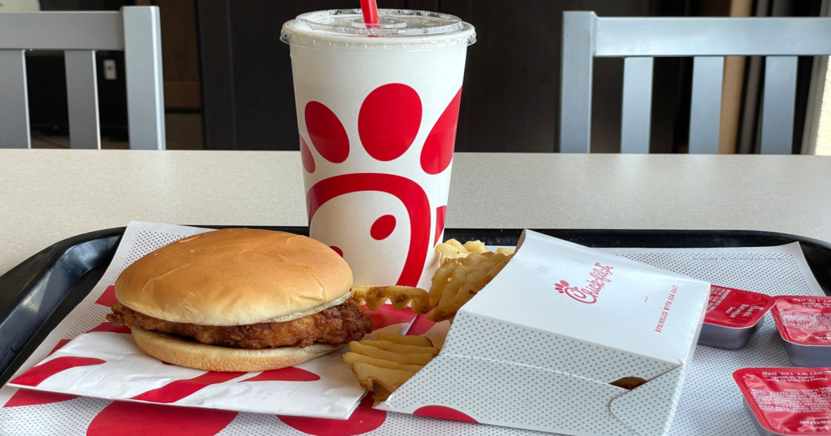 Chick-fil-A bucks a trend that’s crushing Wendy’s
