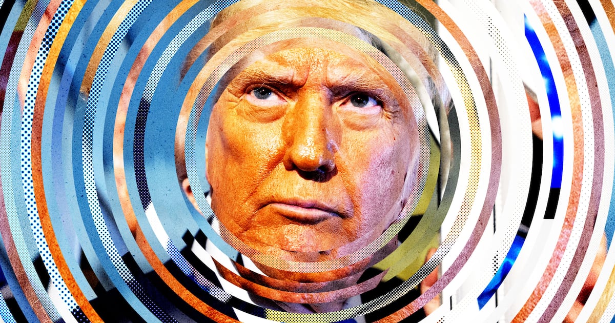 Leavitt Cornered on Reasons for 79-Year-Old Trump's MRI