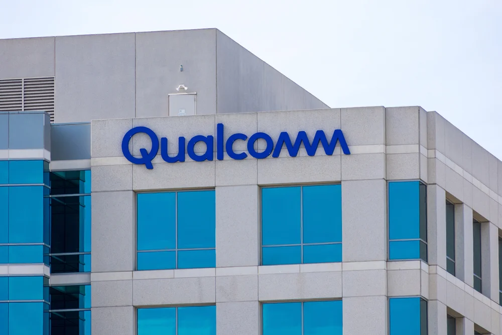 Qualcomm Q4: Analysts Expect Earnings Beat With Solid 5G Business, But Question AI Monetization Timeline