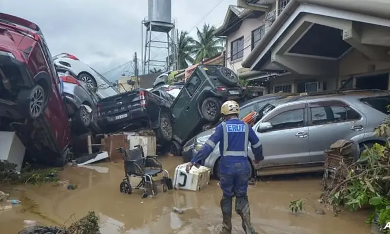 Philippines begins cleanup after Typhoon Kalmaegi leaves at least 85 dead