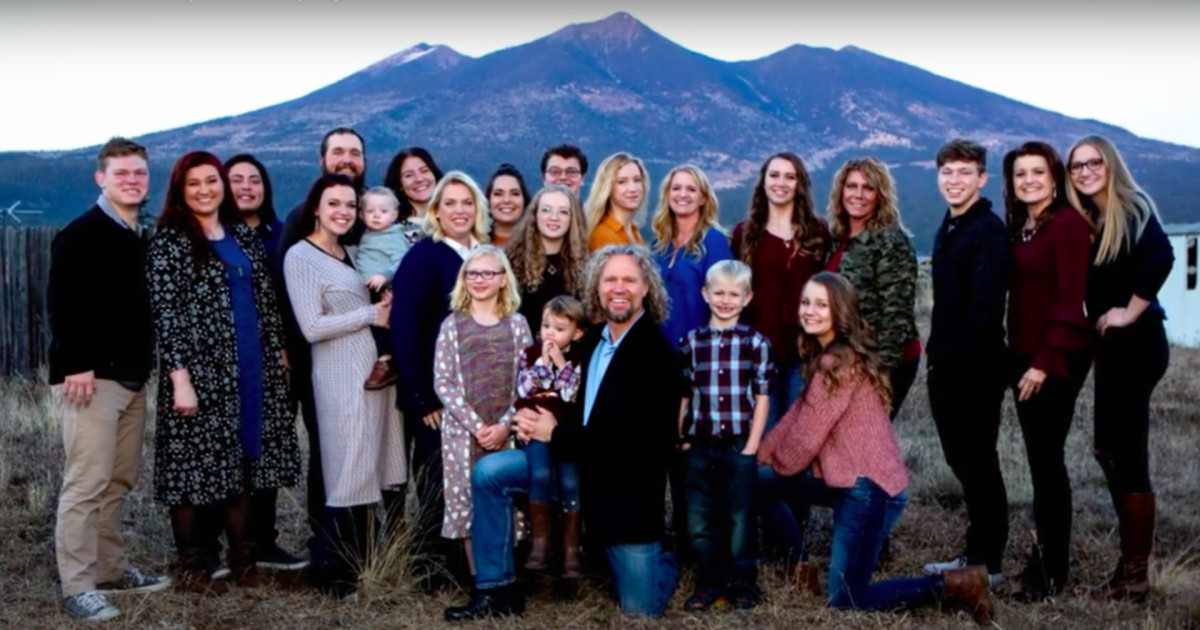 'Sister Wives’ Drama: Kody Brown’s Daughter Opens Up About Relationship With Robyn Brown
