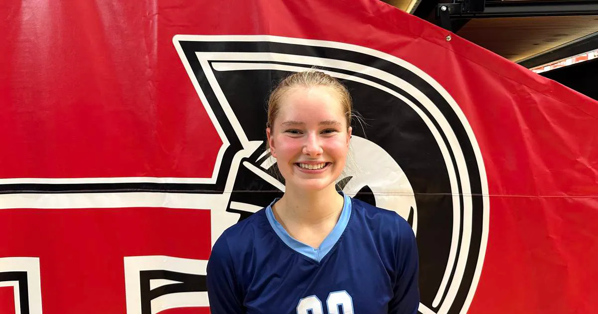 Nazareth stuns top-seeded Timothy Christian, Geneva beats Hinsdale South in Class 3A sectional semifinals