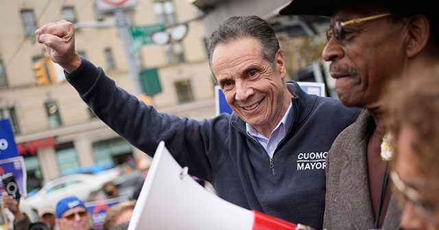 Trump Urges NYC to Vote for Andrew Cuomo, Warns Voting for Curtis Sliwa 'Is a Vote For' Socialist Mamdani