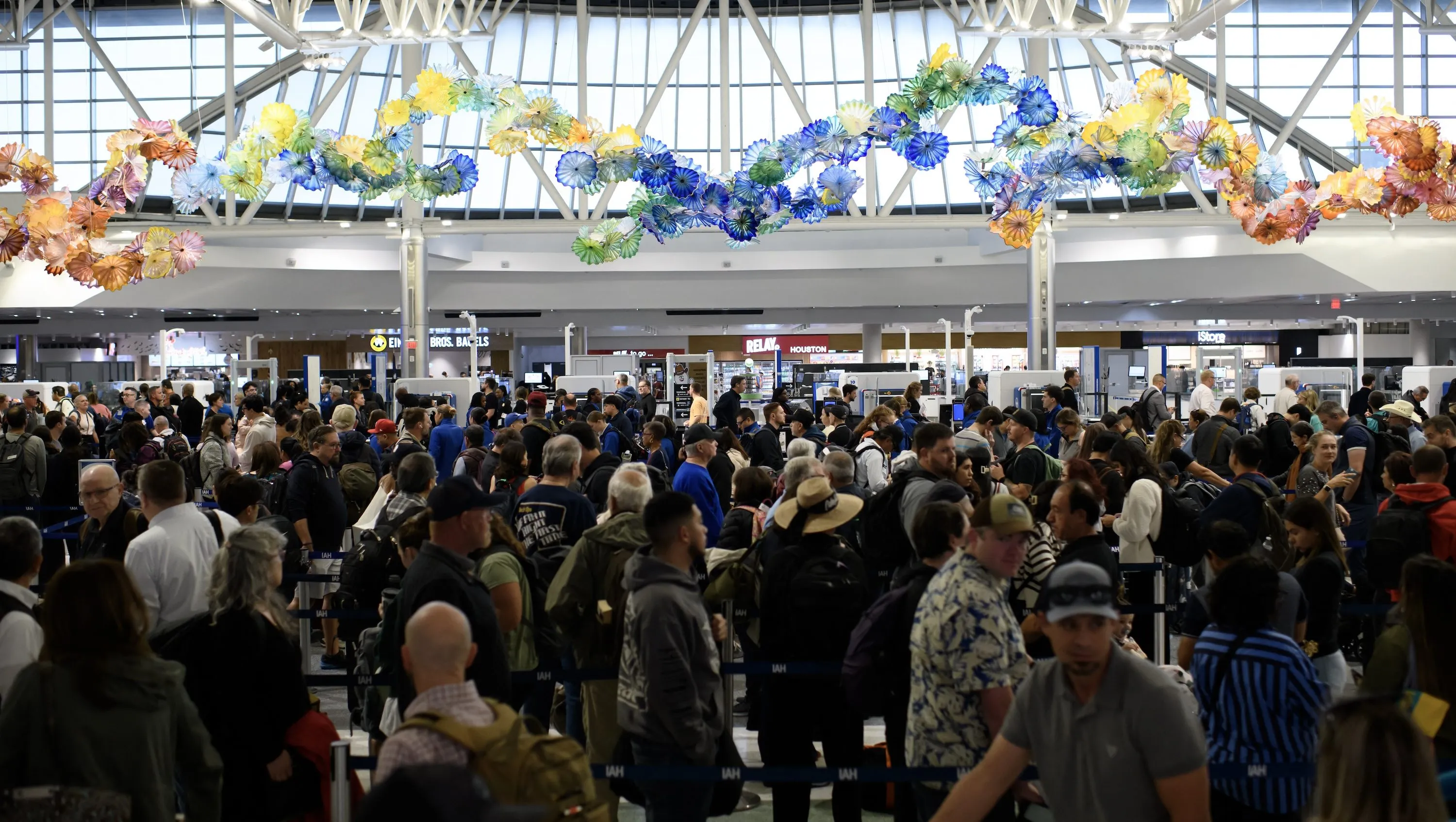 How the Government Shutdown Could Affect Your Holiday Flights