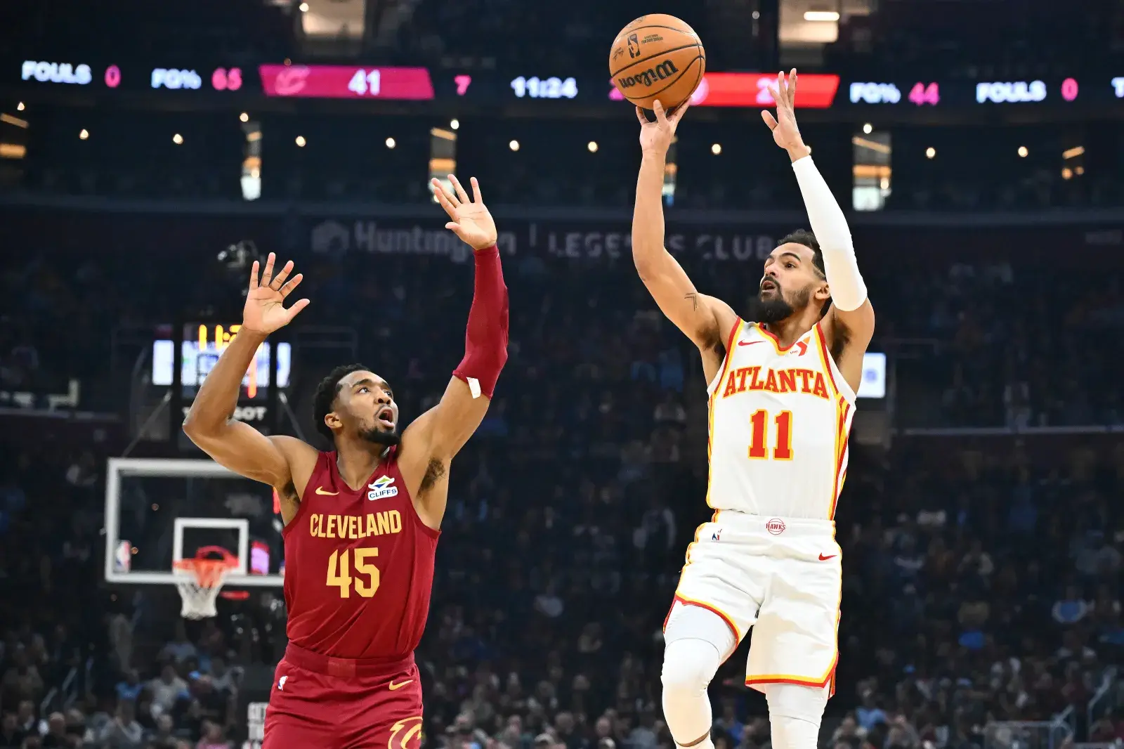 Blockbuster Rockets Trade Idea Lands $215 Million Superstar