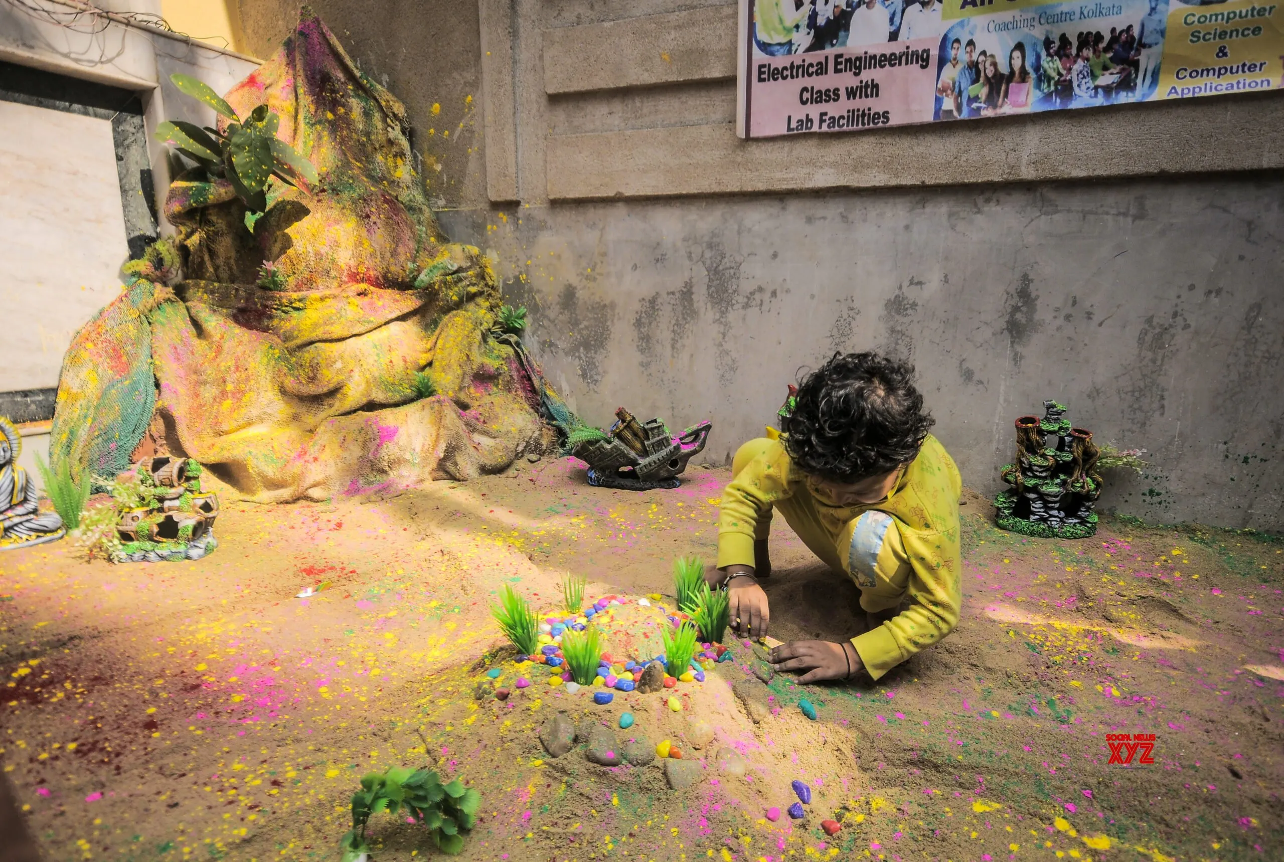 Howrah: Children Create Raas Utsav Visuals #Gallery