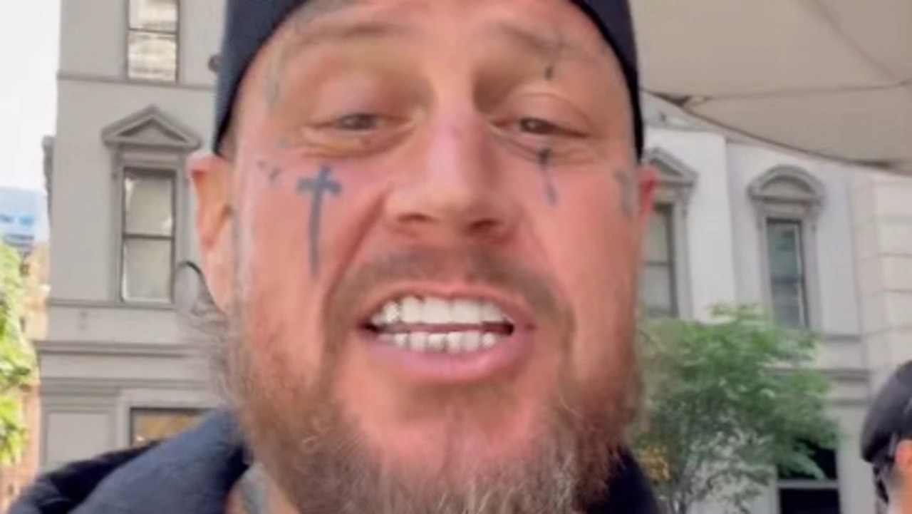 US star ‘treated like criminal’ in Syd shop