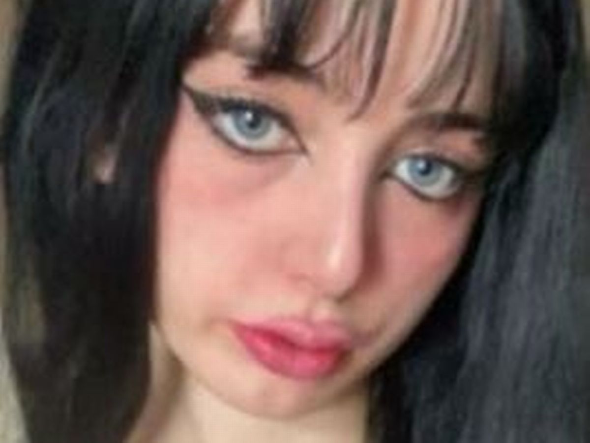 Urgent police appeal to find girl, 19, not seen in 11 days