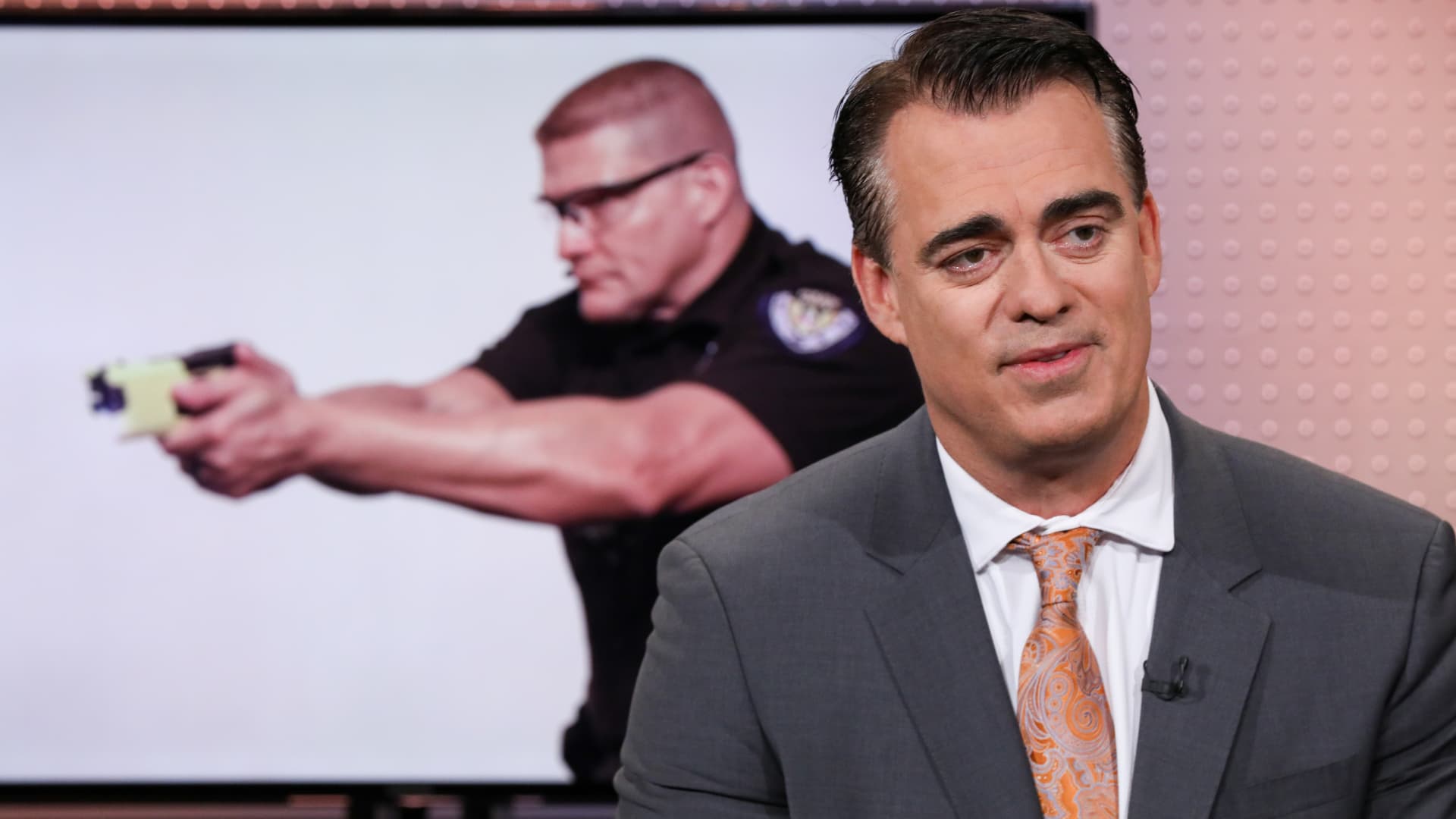 Axon (AXON) stock Q3 earnings 2025