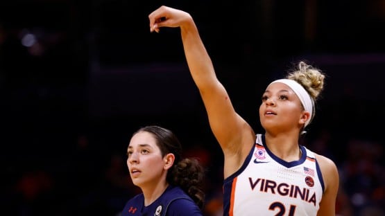 Johnson’s 24 leads ‘Hoos to Opening Night win