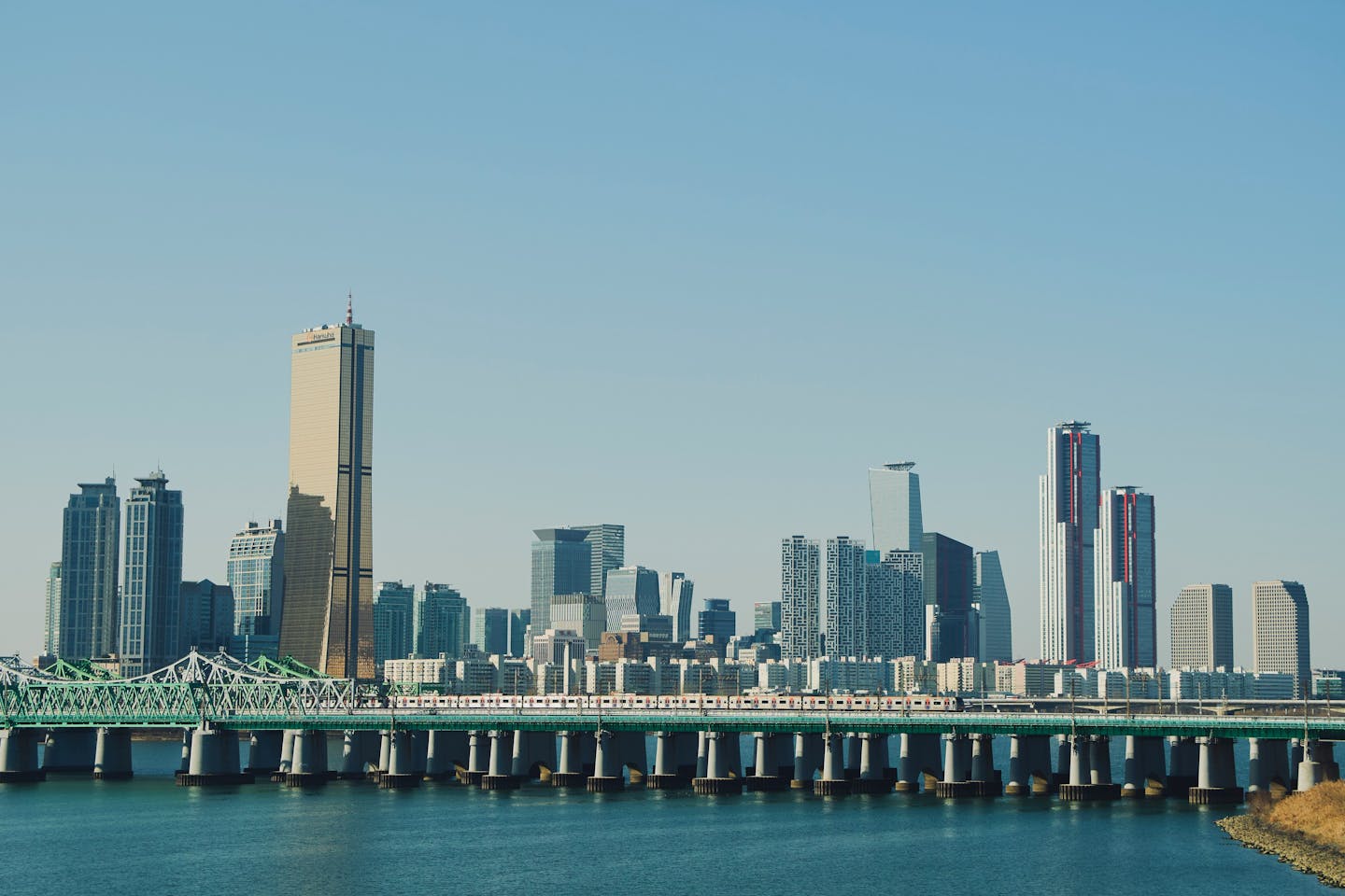 South Korea’s major listed firms hit record sustainability scores in 2025 assessment